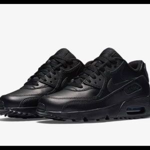 Air Max 90 Black Leather size 7.5 women’s /6youth
